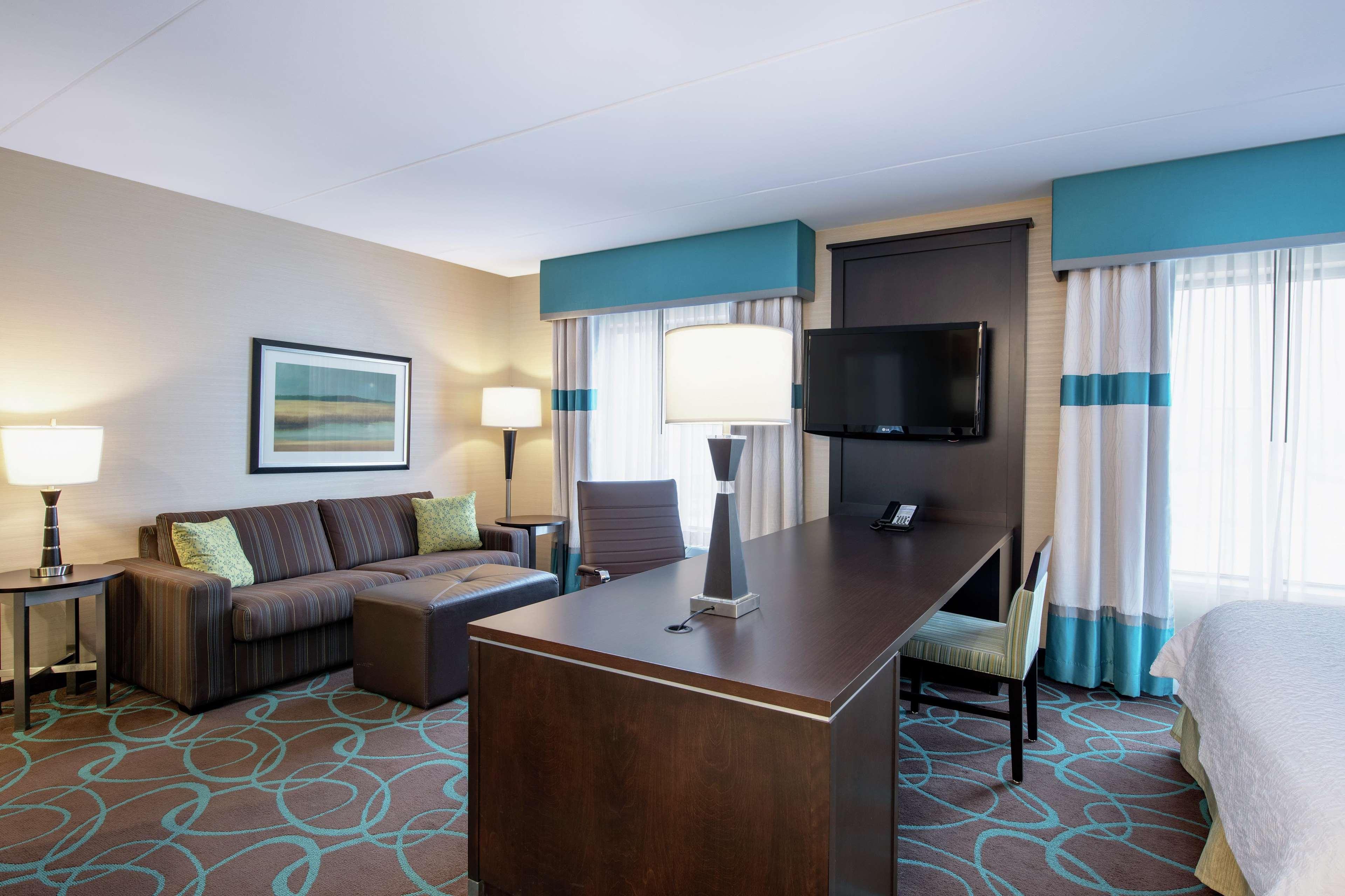 Hampton Inn By Hilton Winnipeg Extérieur photo