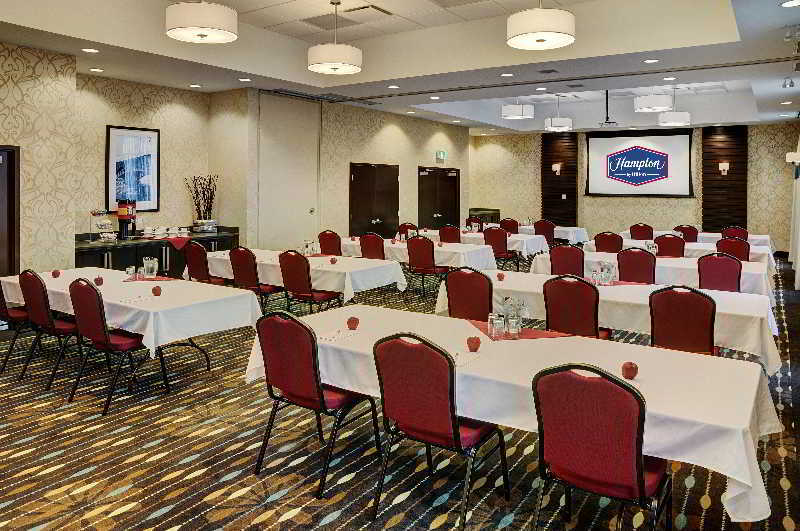 Hampton Inn By Hilton Winnipeg Extérieur photo